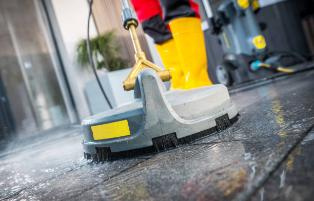 Best Commercial Pressure Washing  in Trenton, FL
